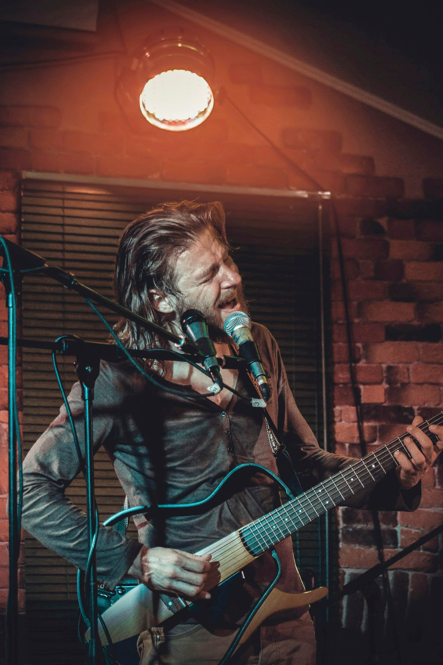 Folk Music’s Timeless Allure in Modern Times